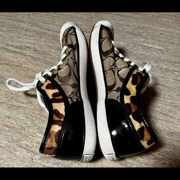 Coach Zorra sneakers with cheetah print on the back - Picture 12 of 16